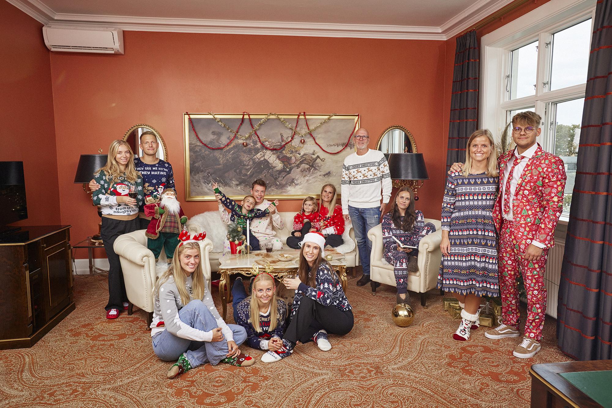 julesweater pingvin