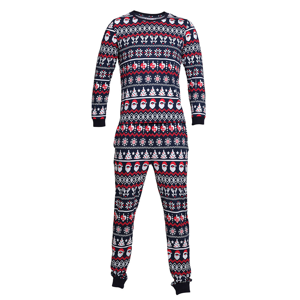 Et sæt blå julepyjamas med julemønster.