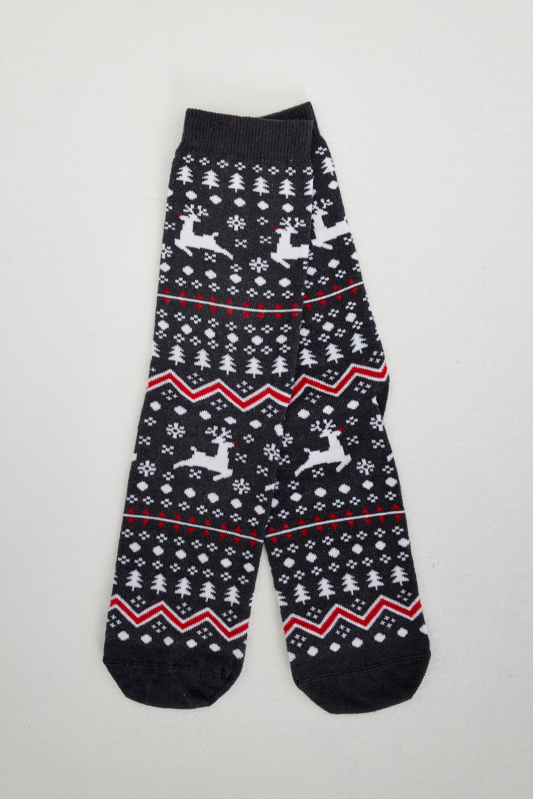 Sorte julesokker med rensdyr på.